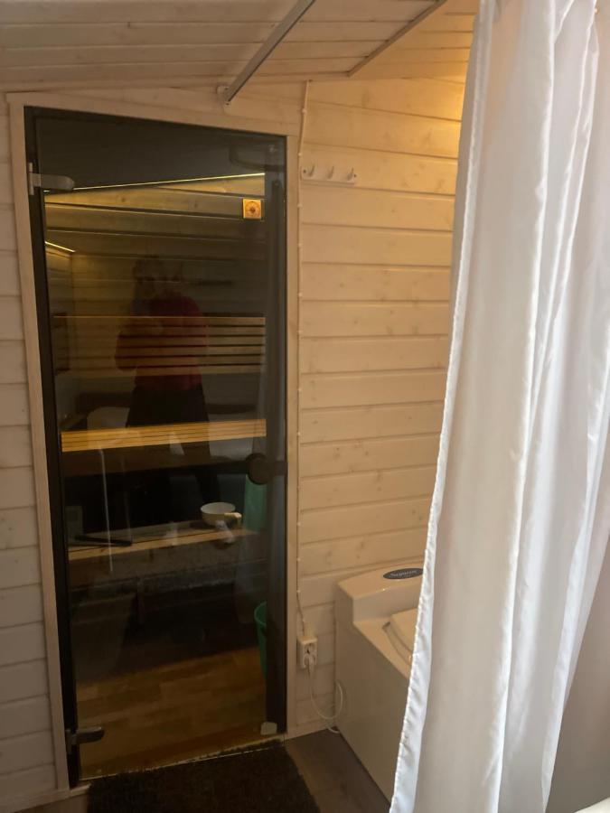 Saunallinen Vierasmaja 1 Km Foeriltae Aurajoelta Turku Kültér fotó